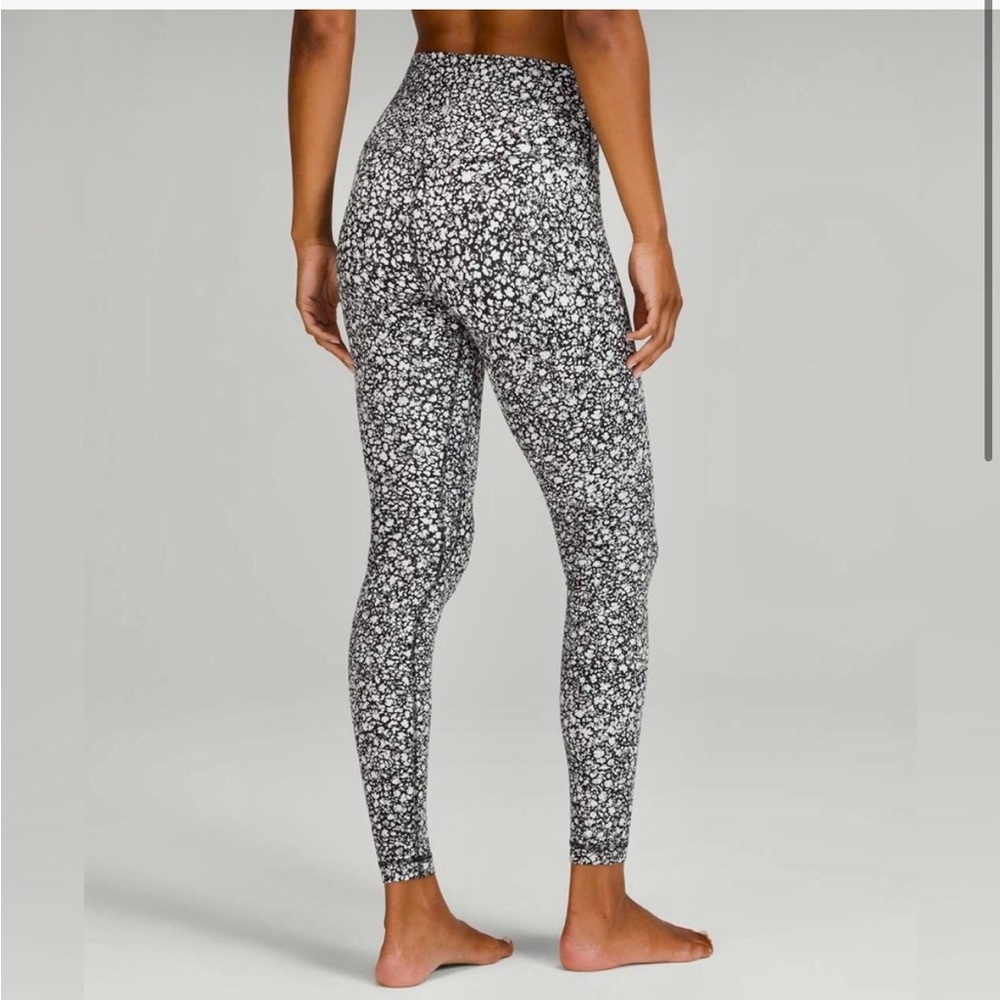 Lululemon Athletica Black and White Speckled Leggings